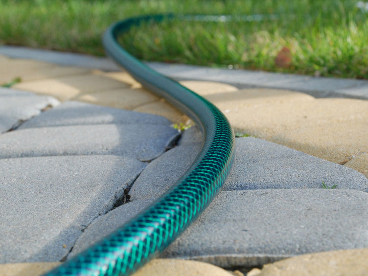 Cellfast vrtna crijeva, 3-slojna, s poliesterskim križnim pletenjem, 3/4" 30 m, ekonomska