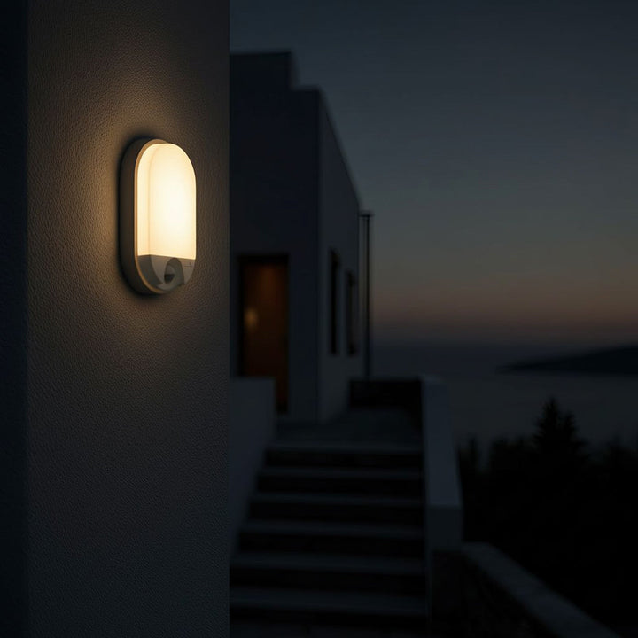 LED lampa s infracrvenim senzorom pokreta MCE340 W 1100 lm 15 W IP54 Maclean Energy, boja bijela, temperatura boje prirodno bijela (4000 K)