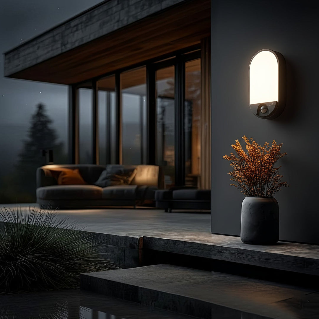 LED lampa s infracrvenim senzorom pokreta MCE340 GR 1100 lm 15 W IP54 Maclean Energy, siva boja, prirodna bijela temperatura boje (4000 K)