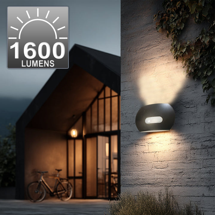 Maclean Energy MCE366 zidna LED lampa s PIR senzorom - PC+ALU, 20W (1600 lm), neutralno bijela 4000 K, IP65, siva