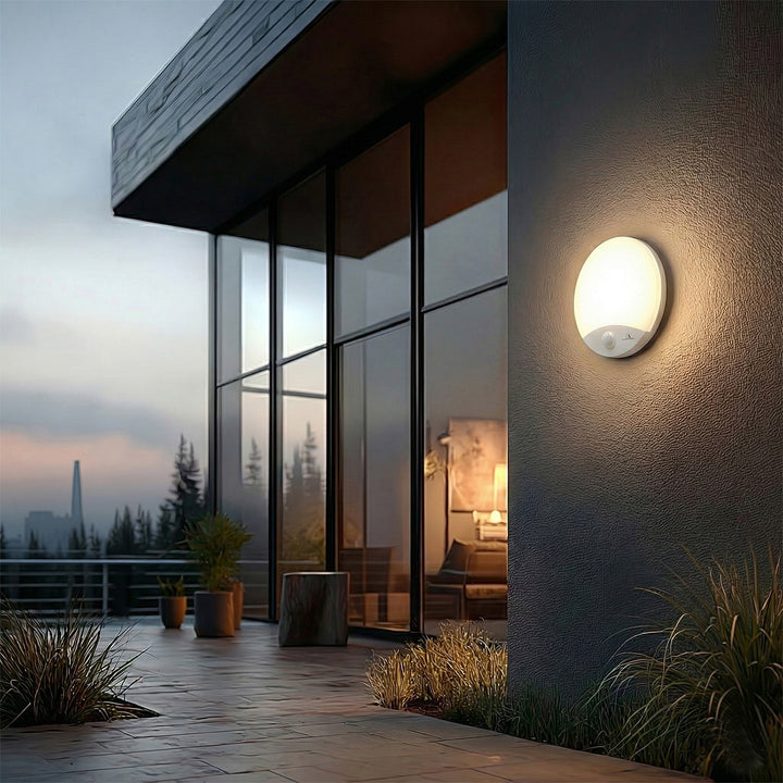 Maclean LED lampa s infracrvenim senzorom pokreta, bijela, 10 W, IP44, prirodno bijela boja (4000 K), 900 lm, MCE357 W