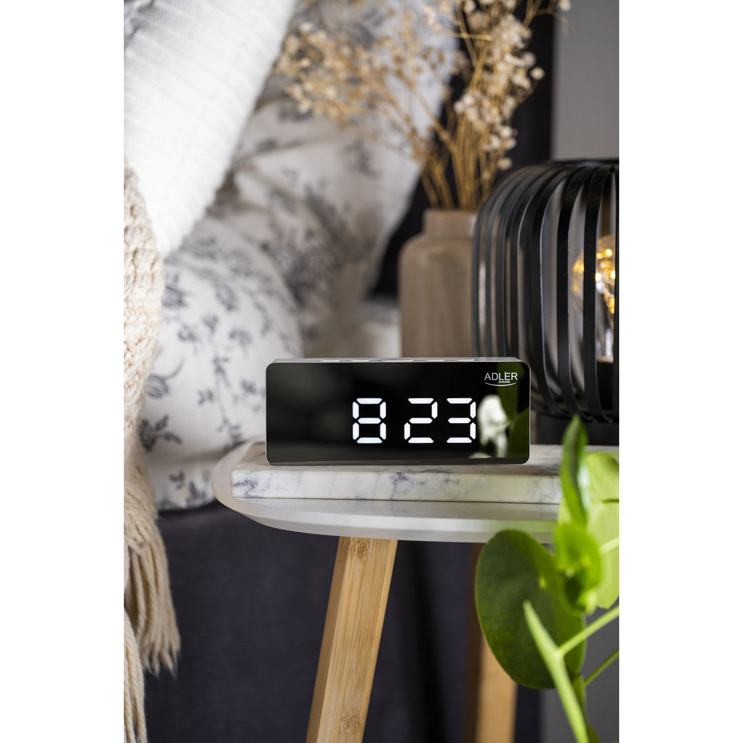 Budilica s LED zaslonom i termometrom Adler AD 1189 W