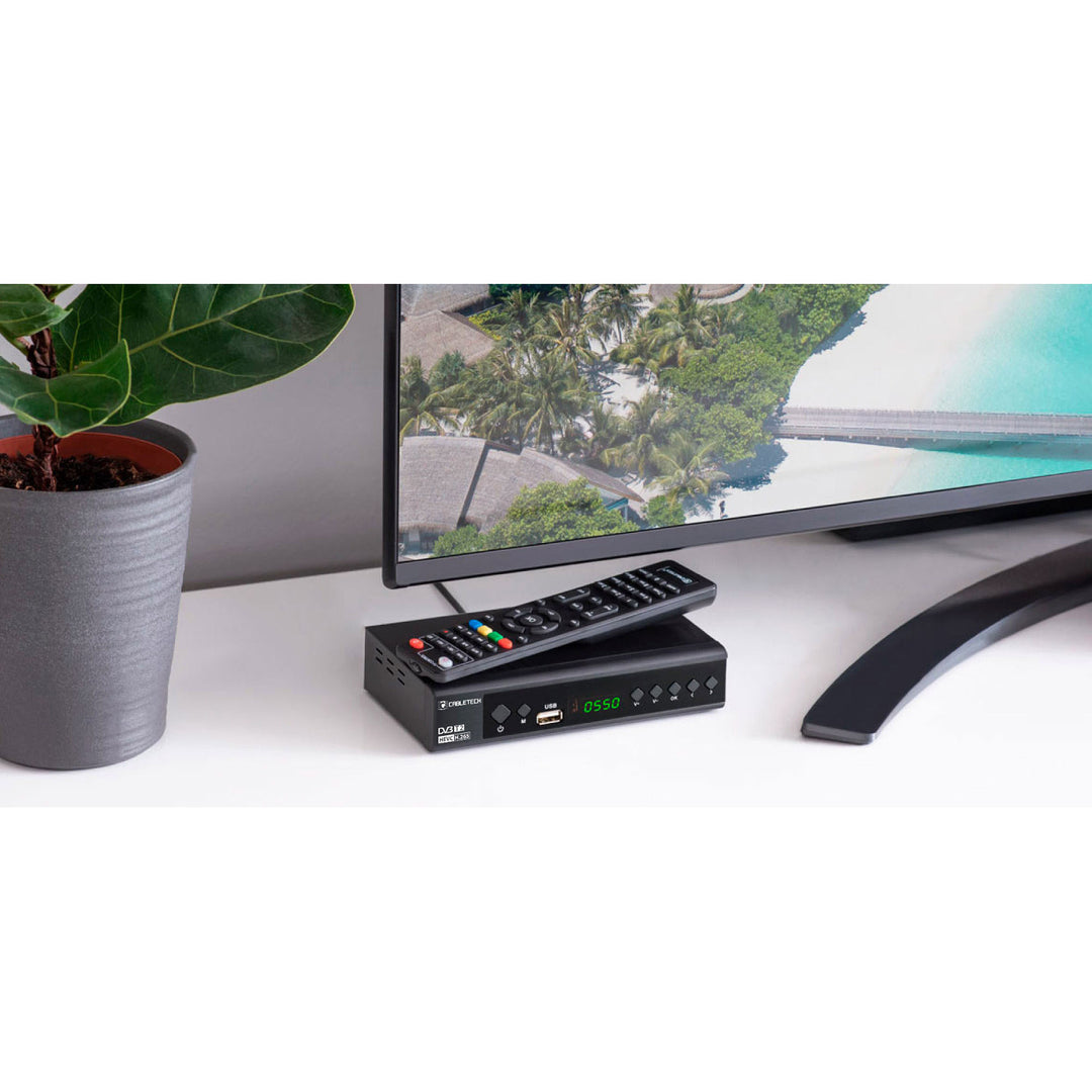 KrugerMatz KM0550D DVB-T2 H.265 HEVC tuner i dekoder s EPG-om, PVR-om i Timeshiftom