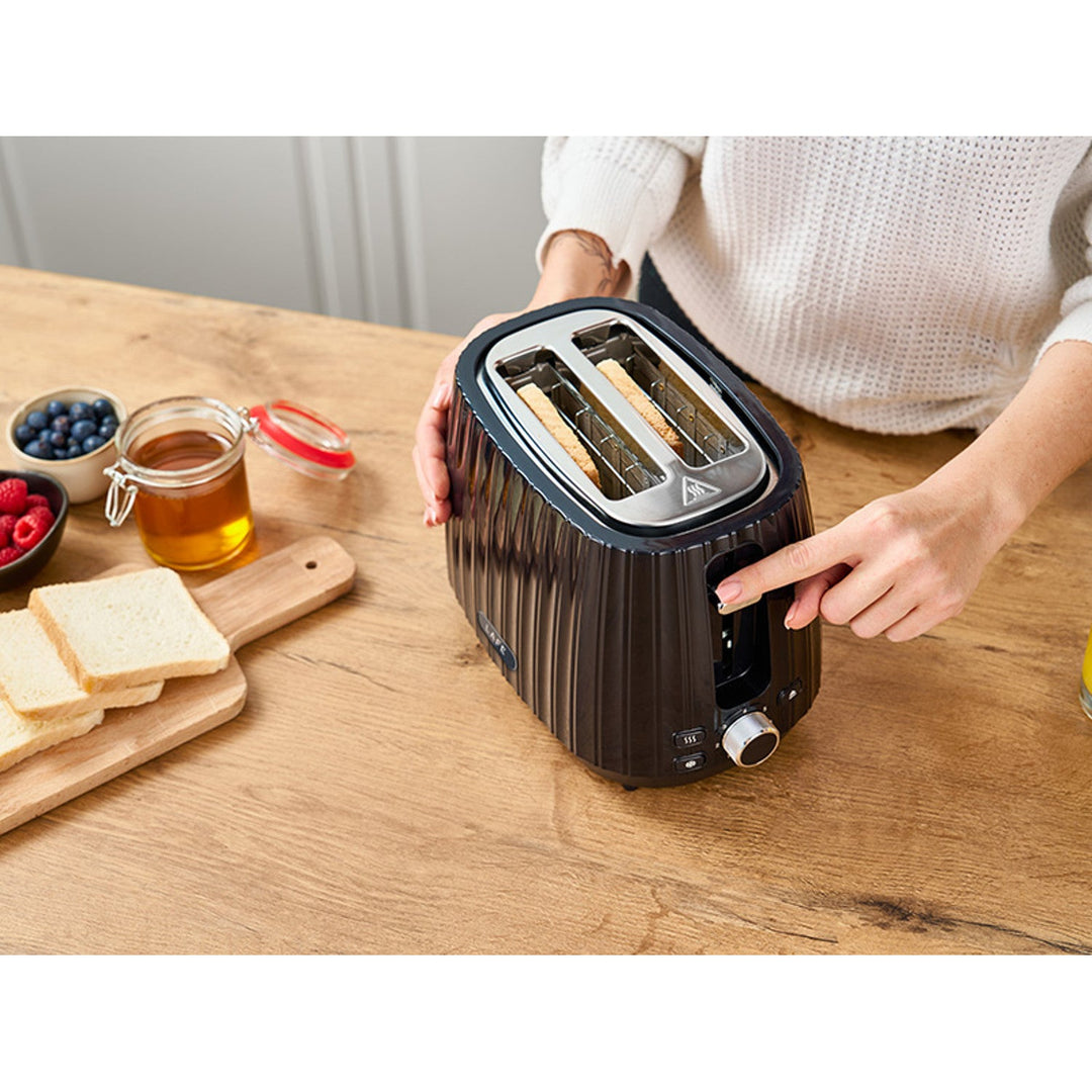 Lafe toster, kontrola pečenja u 7 stupnjeva, max. 1080 W, crni, moderan