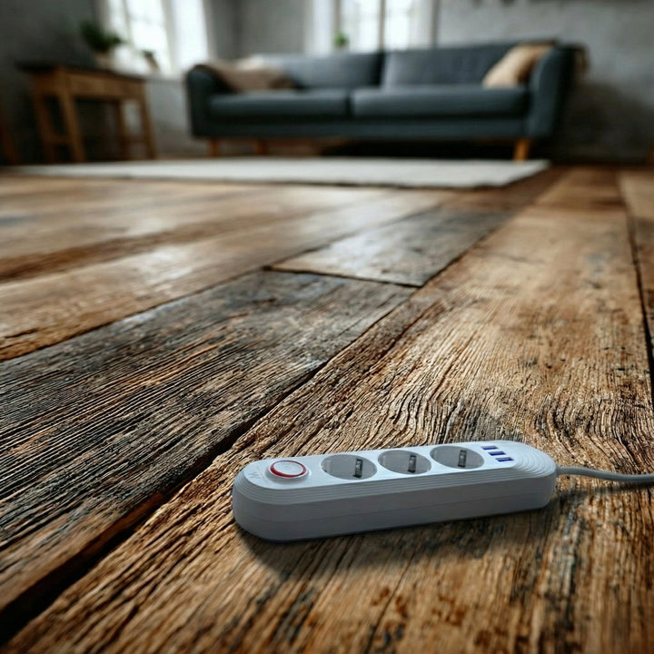 Maclean produžni kabel s 3 utičnice + 3xUSB, 110-240V AC 50/60Hz, 2.1A max 2500W, 1.5m, bijeli, MCE394 W