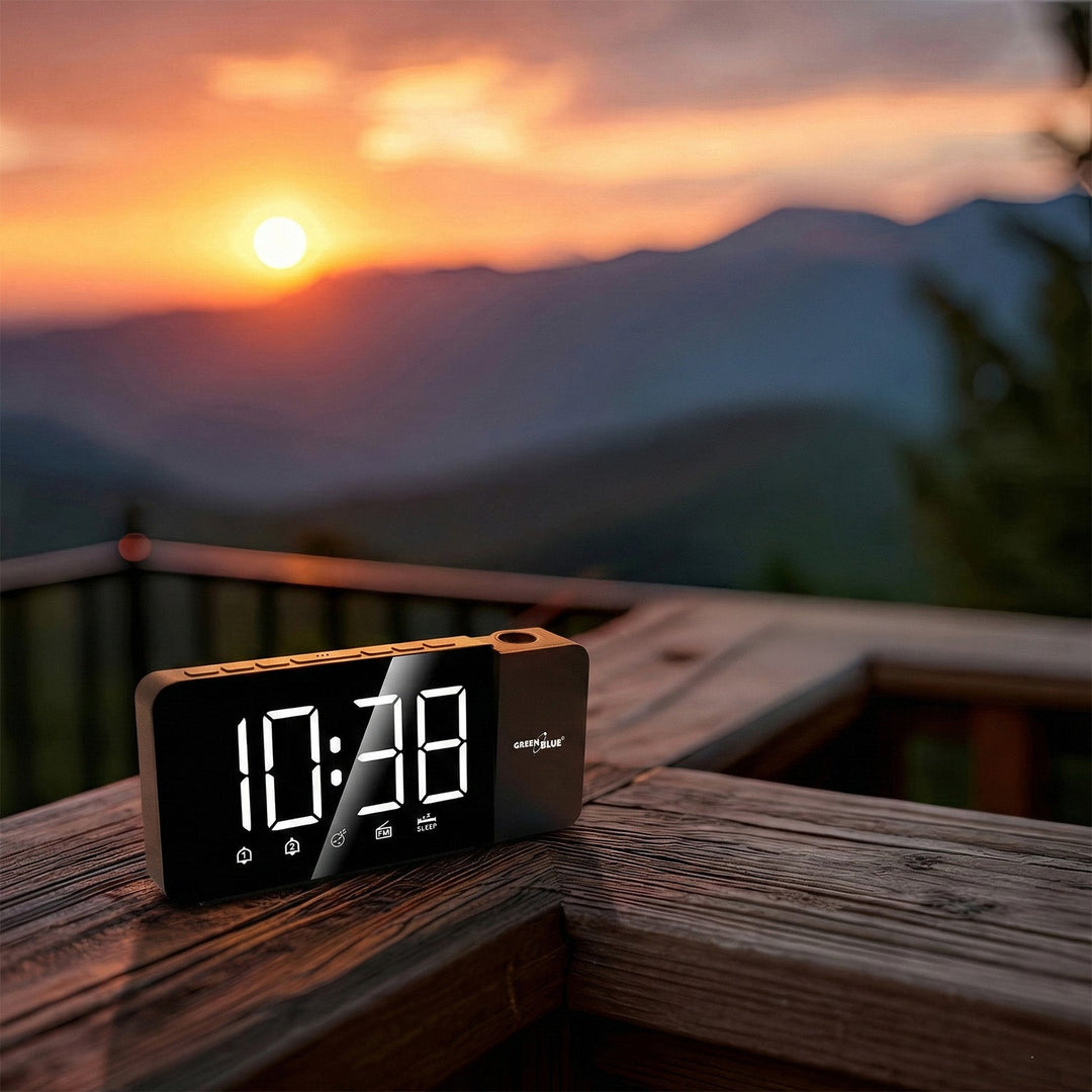 Digitalni LED radio-budilica s GreenBlue projektorom, FM radio, alarm, 12/24 sat, 5 V DC USB napajanje + CR2032, GB172