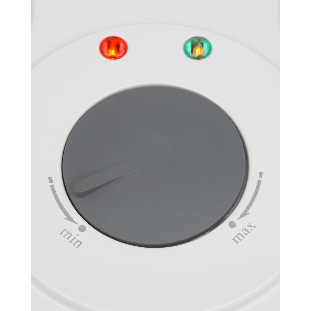 Adlerova vafl-peć, glatka kontrola temperature, 1500 W, bijela, AD 3038