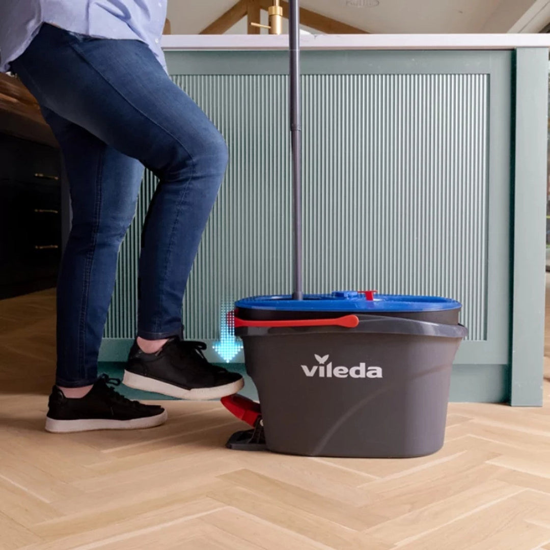 Vileda spin mop, dva spremnika, sustav centrifuge, sklopiva ručka, jednostavno čišćenje kutova, turbo H2prO