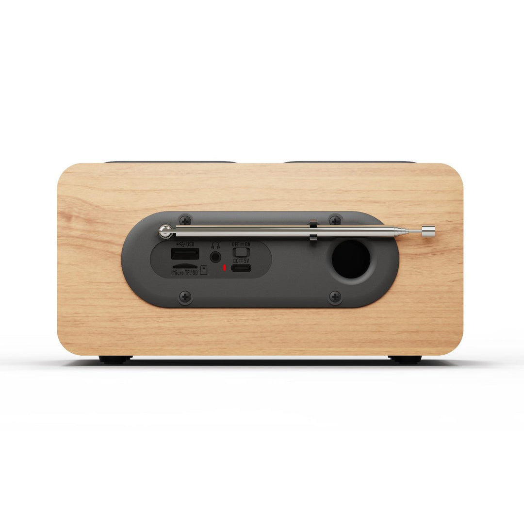 Blaupunkt prijenosni radio, DAB+ digitalni radio i FM tuner, Bluetooth, izlaz za slušalice, USB i microSD player, LCD zaslon, funkcija sata i alarma, napajanje putem USB-C punjive baterije, DR10CR