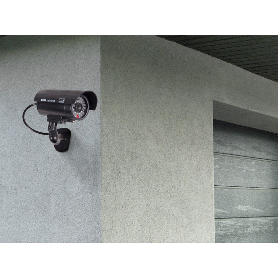 IR9000 B IR LED lažna kamera, crna + 2x AAA Varta Industrial baterije