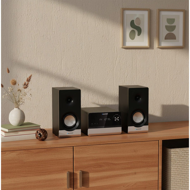 Blaupunkt mikro sustav, CD, USB, FM radio, Bluetooth, daljinski upravljač, sat s alarmnom funkcijom, MS40.2BT
