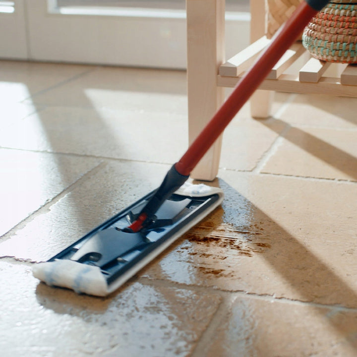 Vileda H2prO ravni mop, 100% odvajanje čiste i prljave vode, dva spremnika, mikrofibarna podloga, vrh od 360°, 175774