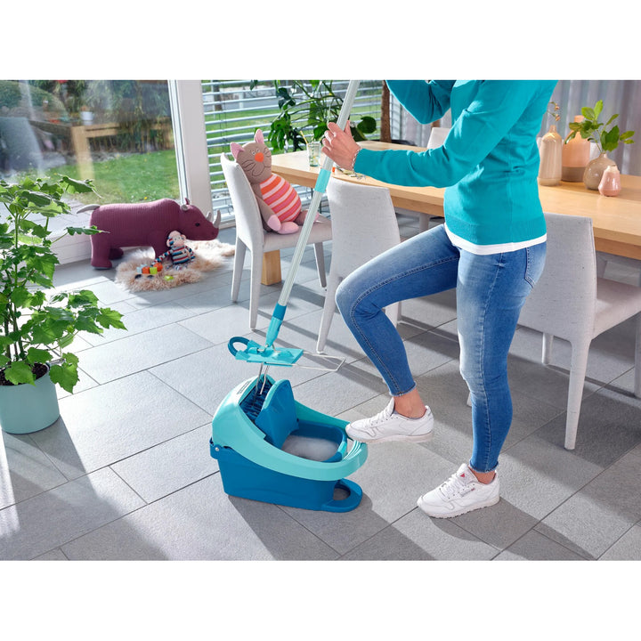 Leifheit Profi set, mop i kanta na kotačima, preša za cijeđenje s nožnom polugom, jednostavno pražnjenje, zapremina 8 l, Micro Duo podloga, 55096