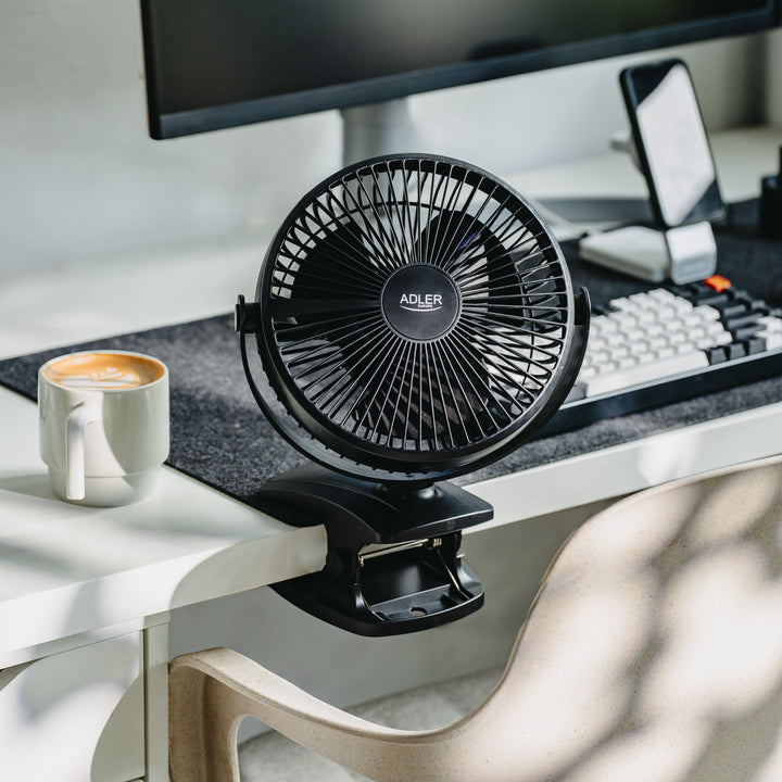 Stolni ventilator s kopčom, punjiv, 15,5 cm, rotacija 360°, USB-C, Adler