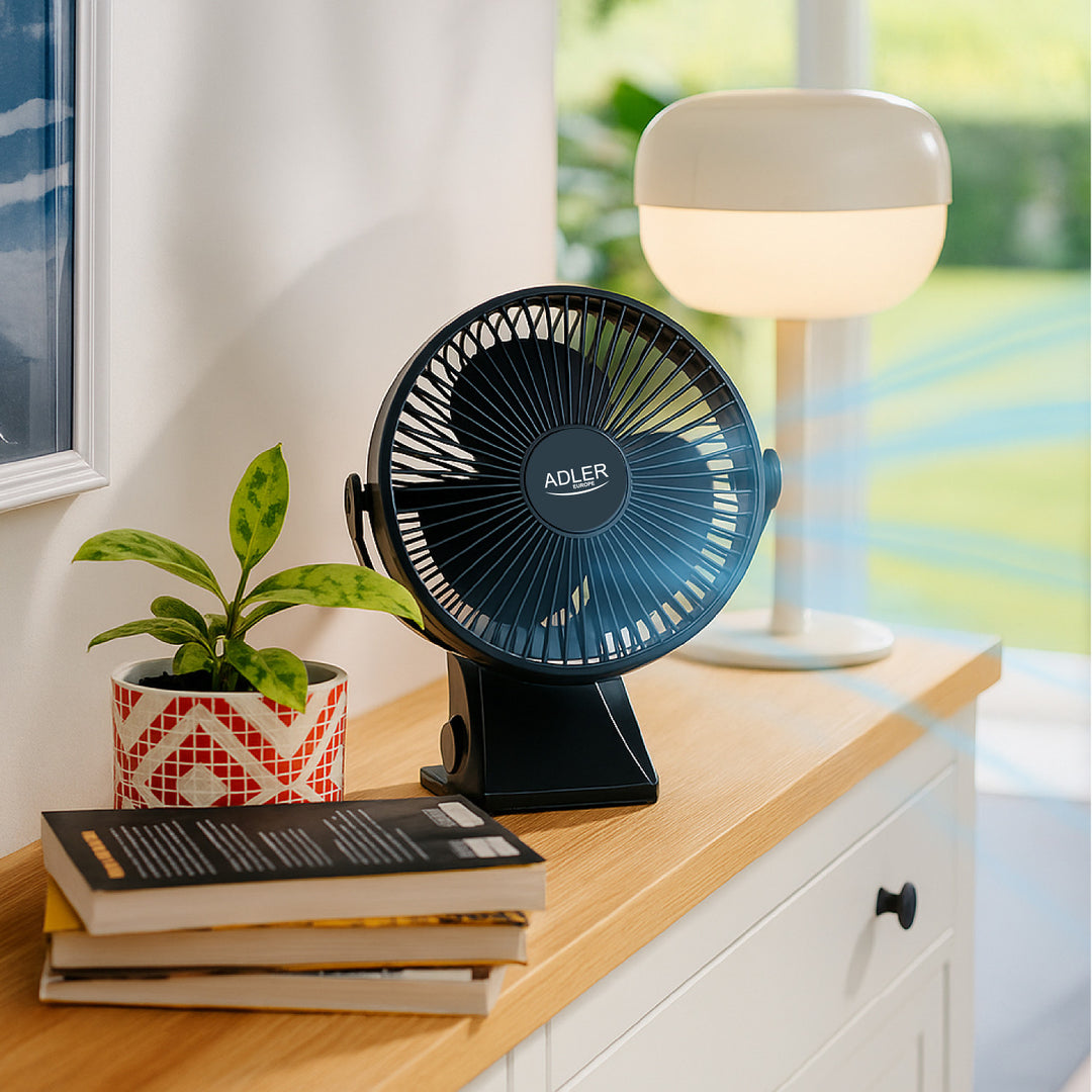 Stolni ventilator s kopčom, punjiv, 15,5 cm, rotacija 360°, USB-C, Adler