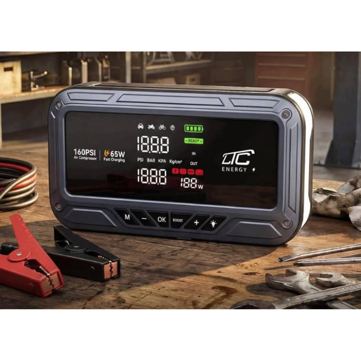 LTC Jump Starter, 12.000 mAh, s kompresorom, baterijskom lampom i power bankom, LCD zaslon, izlazna snaga 65 W, kablovi i torbica za nošenje uključeni, LXJS120
