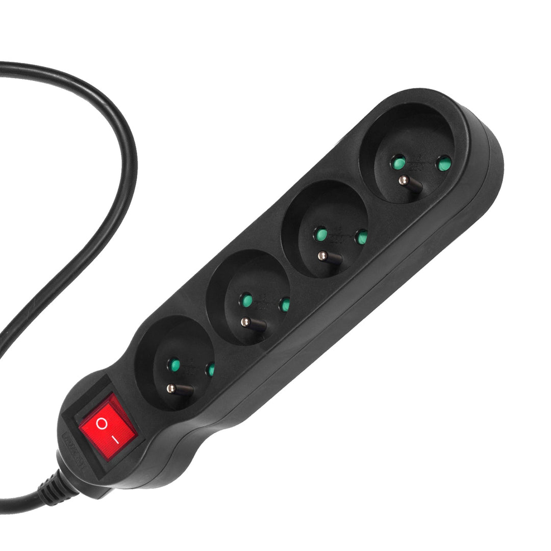 Maclean Energy MCE182 produžni kabel s 4 utičnice i prekidačem