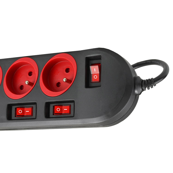 Maclean produžni kabel s 5 utičnica, s prekidačima, 250 VAC/10 A, 1,5 m, MCE204