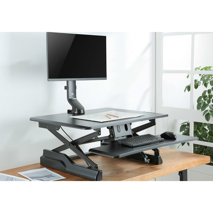 Maclean MC-853 nosač za monitor 17"-32" 8 kg odgovara modelima MC-848 i MC-849.