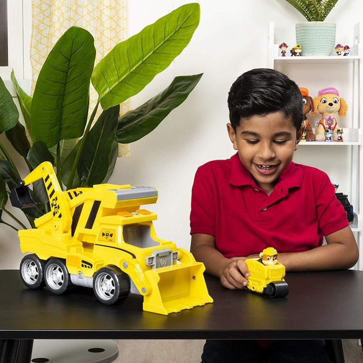 Paw Patrol Ultimate Rescue Truck Rubble Bulldozer Vehicule Figure