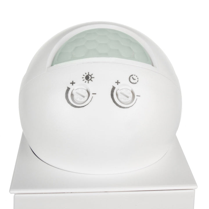Zidni senzor pokreta za sumrak 180° + 360° 2000W Maclean Energy MCE295 bijeli