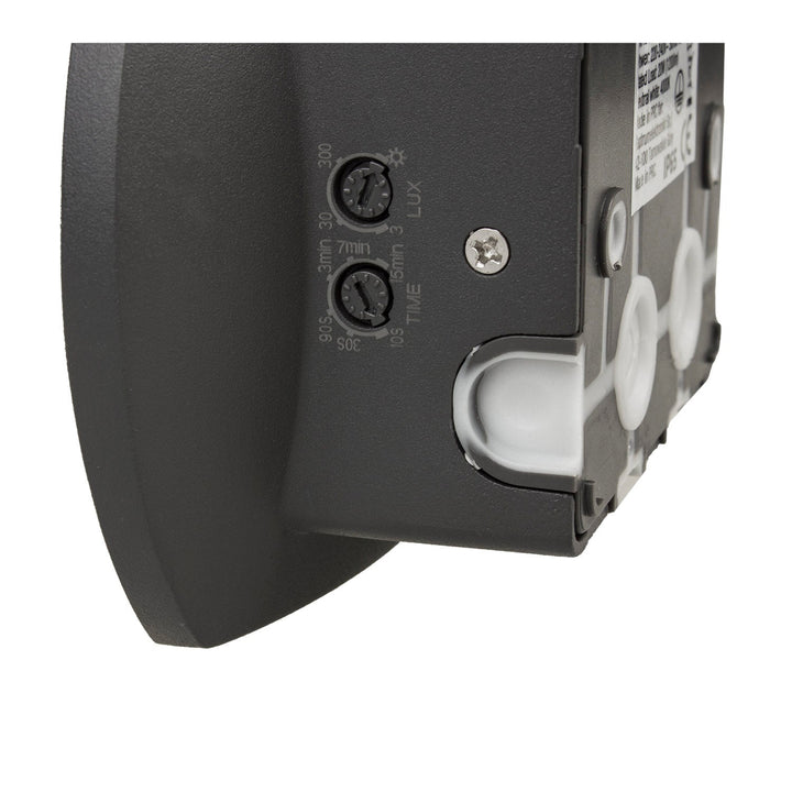 Maclean Energy MCE366 zidna LED lampa s PIR senzorom - PC+ALU, 20W (1600 lm), neutralno bijela 4000 K, IP65, siva