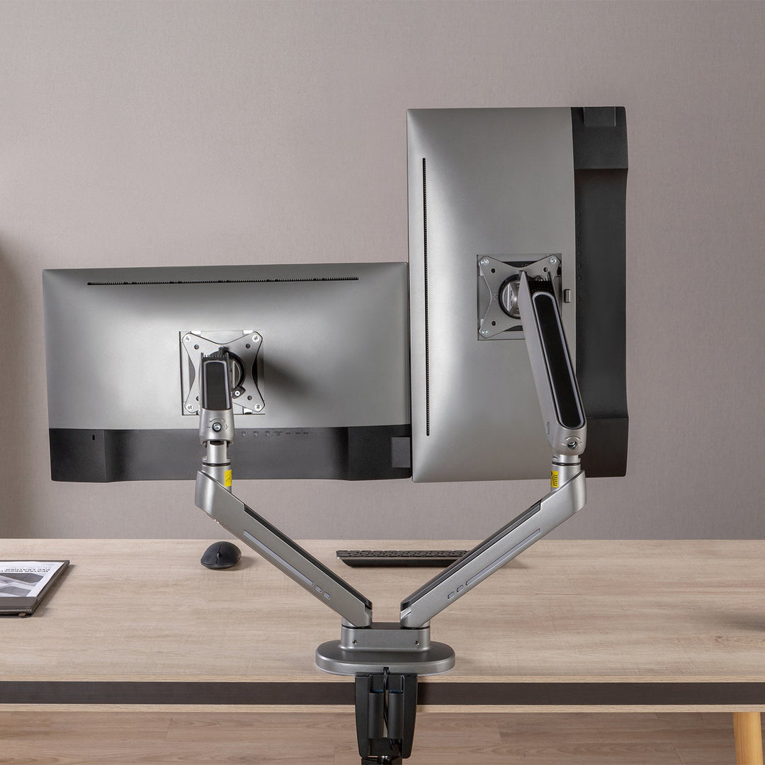 NanoRS dvostruki nosač za gejmerski monitor, RGB LED pozadinsko osvjetljenje, 17–32", max. 9 kg, VESA 75×75 / 100×100, RS166