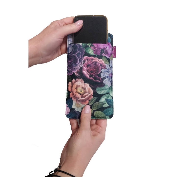 Futrola za pametni telefon Bertoni, izrađena od ekološki prihvatljivog filca, 105x195 mm, uzorak Enigma, EE0025
